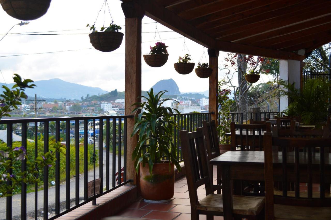 Hotel Balcones de la Casona Guatapé Exterior foto